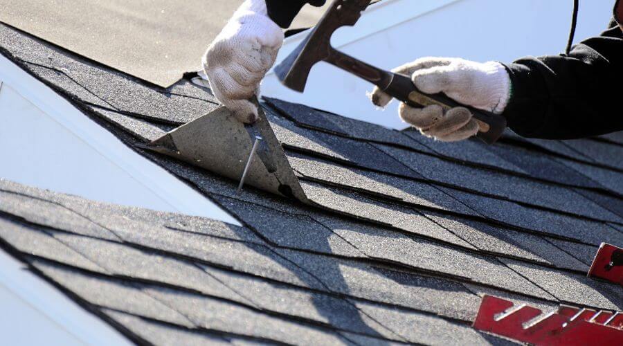Professional residential roofers in Fort Wayne, IN